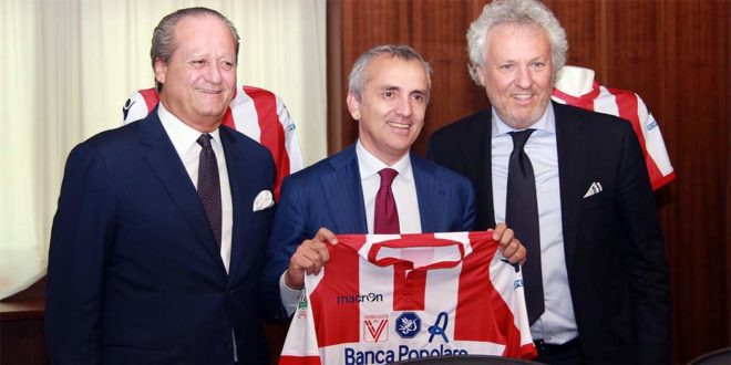 Banca Popolare di Vicenza si conferma sponsor di maglia del Vicenza calcio - foto tratta da VicenzaReport.it
